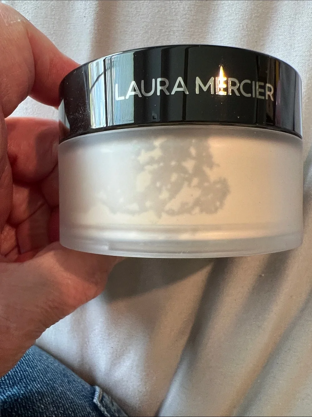 laura mercier Translucent Loose Setting Powder - Black Packaging